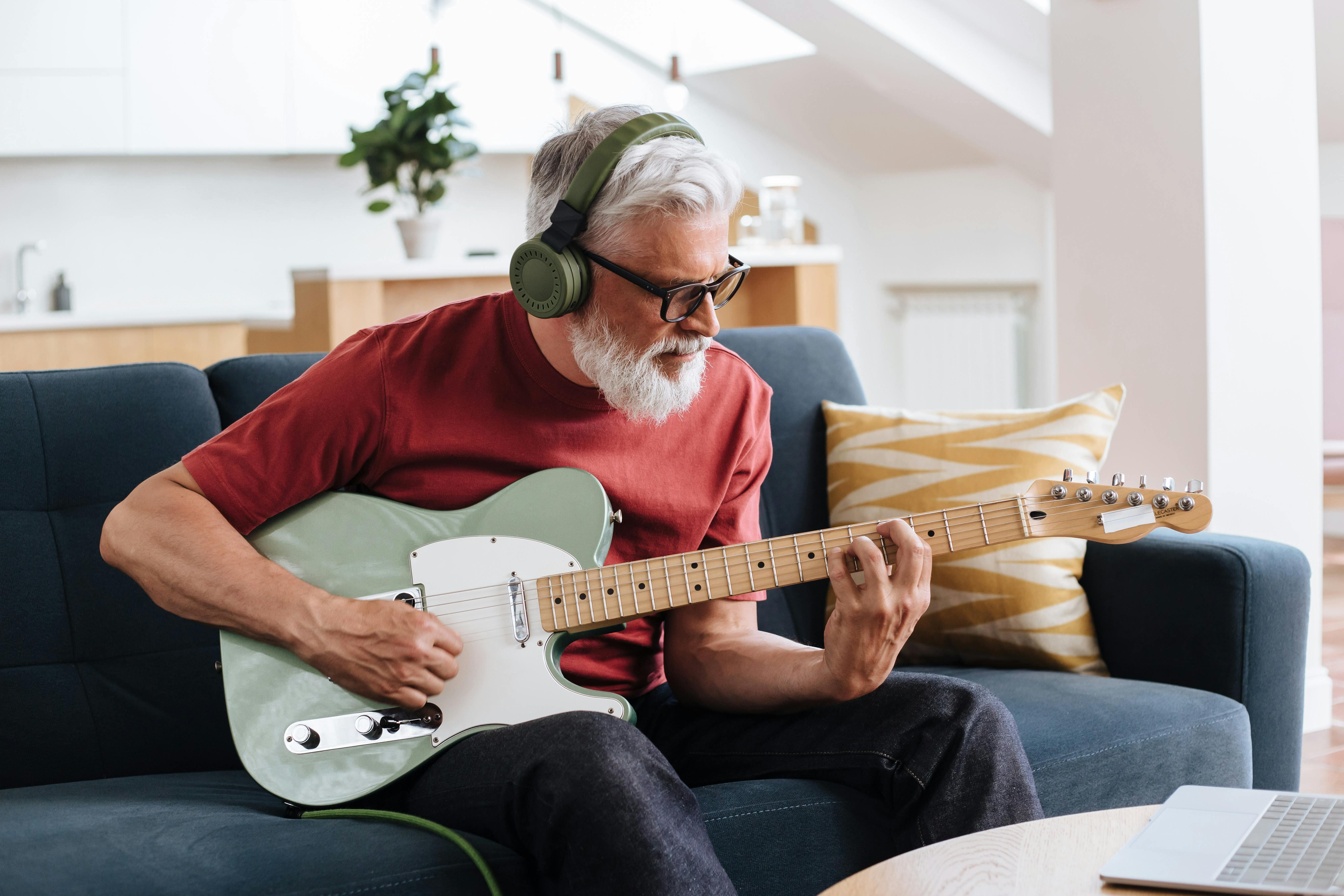 Mastering Guitar Recording Techniques for a Pro-Level Sound